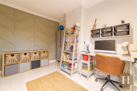 Hadleigh Estate Agents-39.jpg