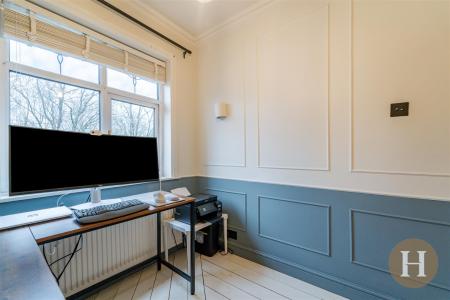 Hadleigh Estate Agents-49.jpg