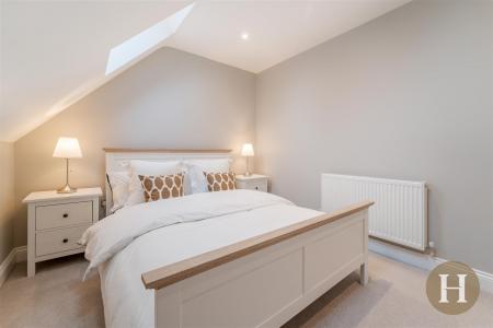 Hadleigh Estate Agents-26.jpg