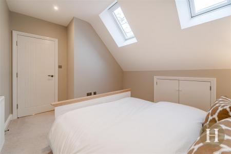 Hadleigh Estate Agents-28.jpg