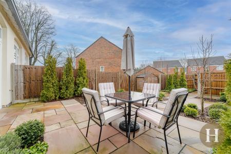 Hadleigh Estate Agents-36.jpg