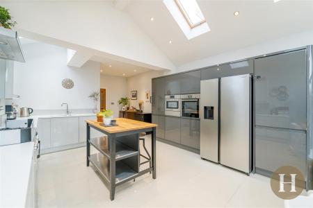 Hadleigh Estate Agents-23.jpg