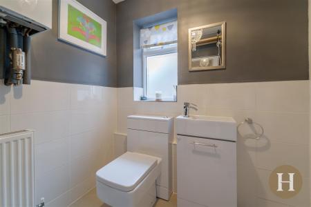 Hadleigh Estate Agents-14.jpg