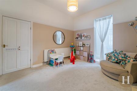 Hadleigh Estate Agents-6.jpg