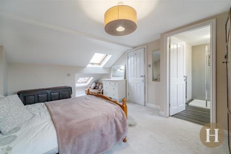 Hadleigh Estate Agents-47.jpg