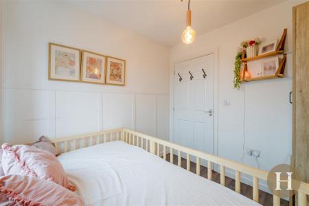 Hadleigh Estate Agents-9.jpg