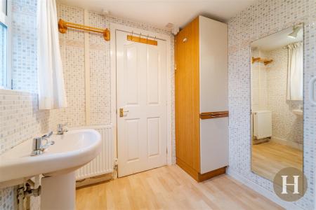 Hadleigh Estate Agents-23.jpg