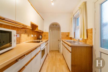 Hadleigh Estate Agents-3.jpg