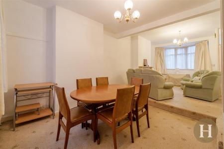 Hadleigh Estate Agents-4.jpg