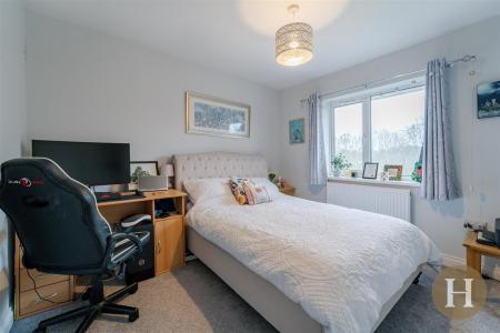 Hadleigh Estate Agents-20.jpg