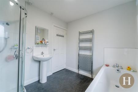 Hadleigh Estate Agents-16.jpg