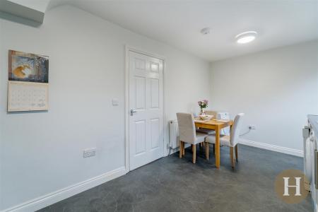 Hadleigh Estate Agents-6.jpg