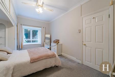 Hadleigh Estate Agents-6.jpg