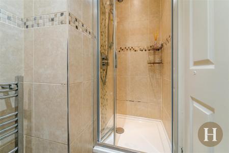 Hadleigh Estate Agents-15.jpg