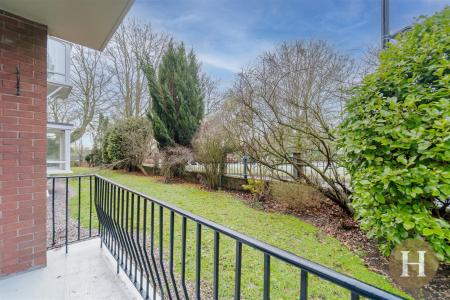 Hadleigh Estate Agents-8.jpg