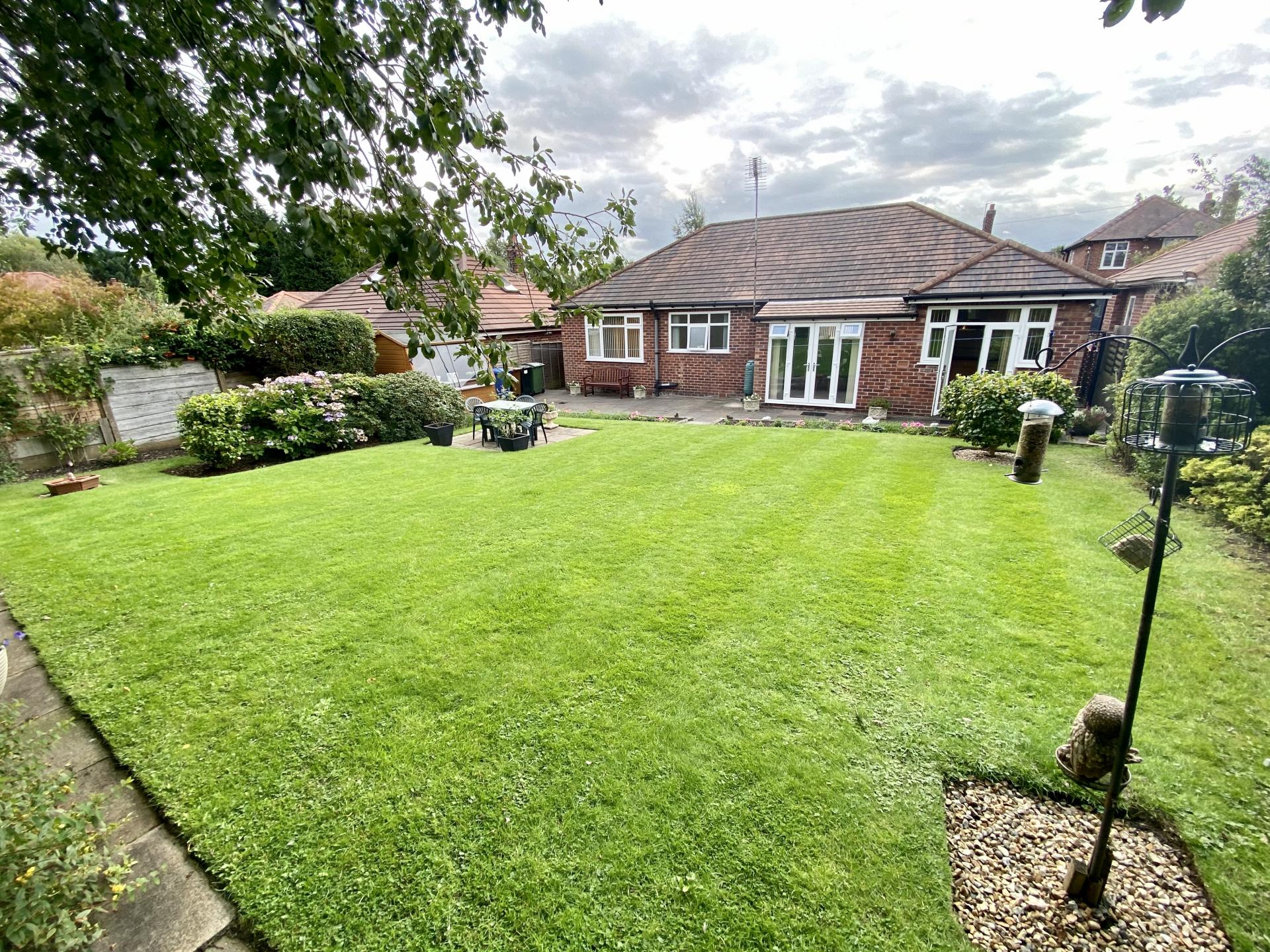 2 bedroom Detached Bungalow for sale in Cheshire