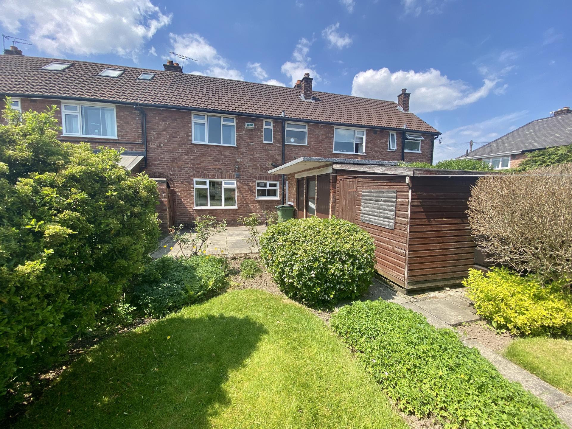 3 bedroom Terraced House for sale in Cheadle