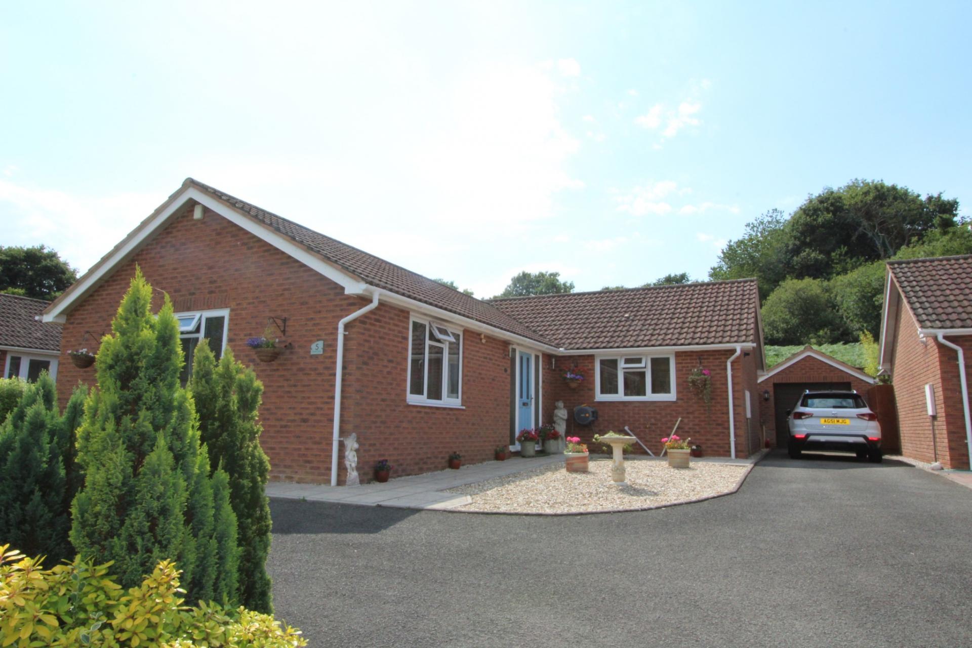 3 bedroom Detached Bungalow for sale in Newton Poppleford