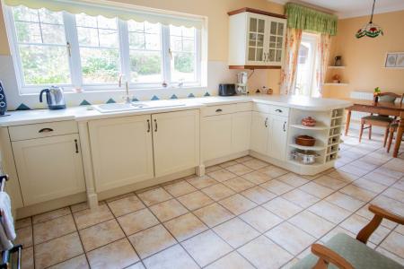 Kitchen/Breakfast Room