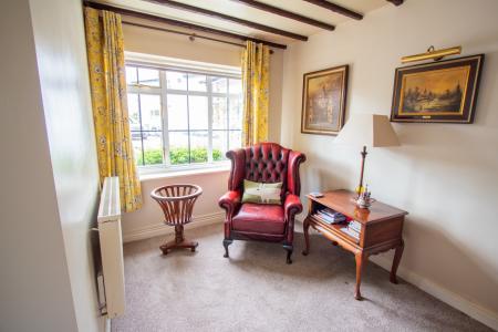Living Room/Snug
