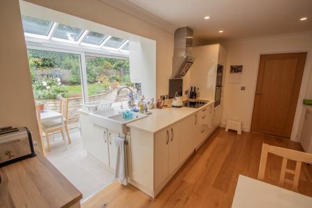 Kitchen/Breakfast Room