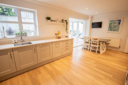 Kitchen/Dining room