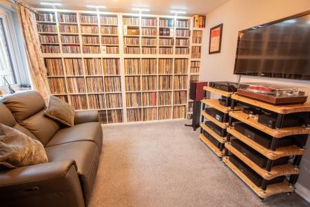 Dining room/2nd reception room