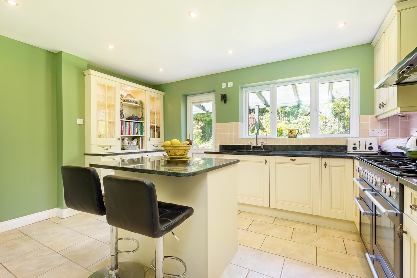 4 bedroom Detached House for sale in Wickwar