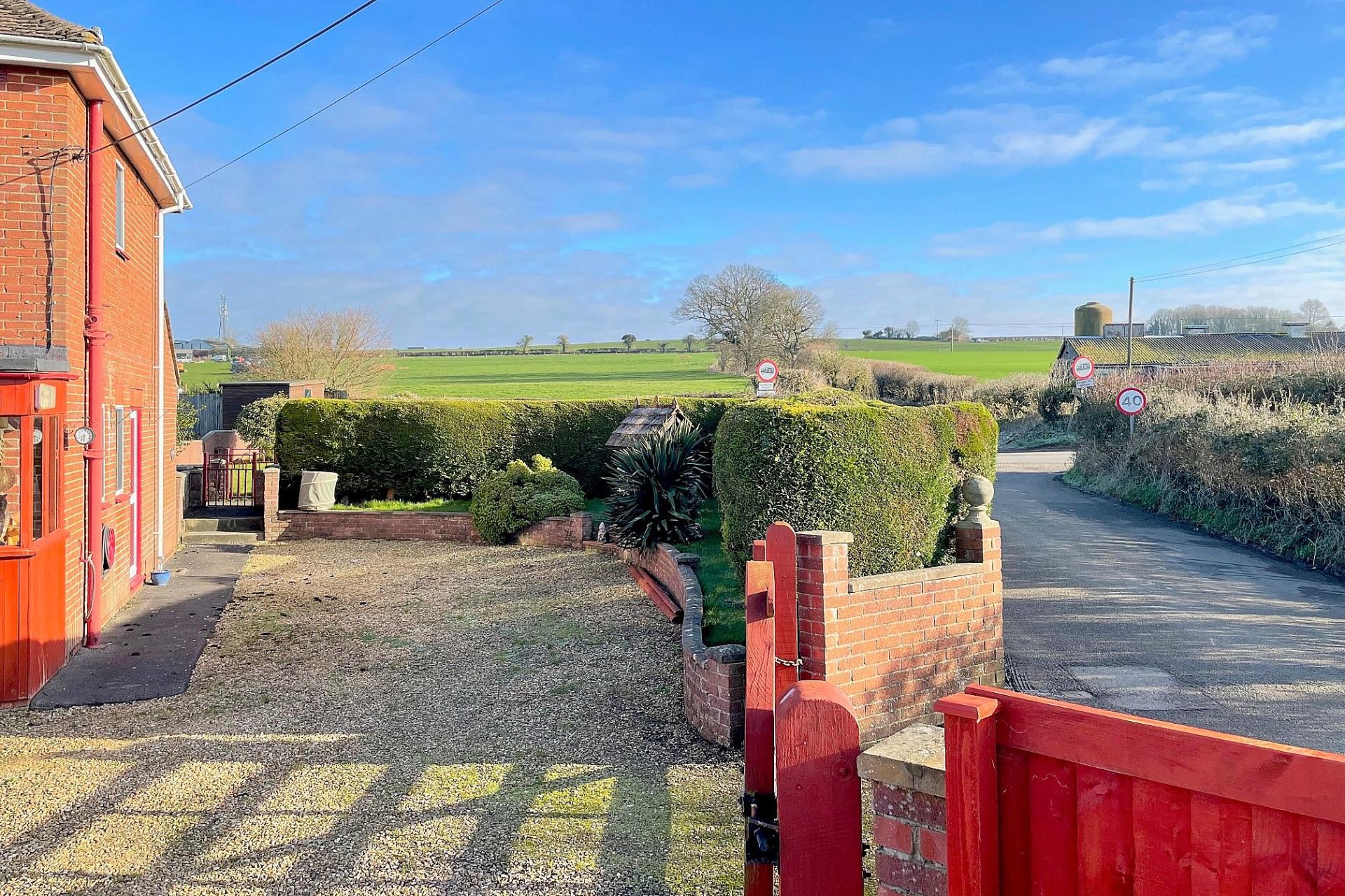 3 bedroom SemiDetached House for sale in Galhampton