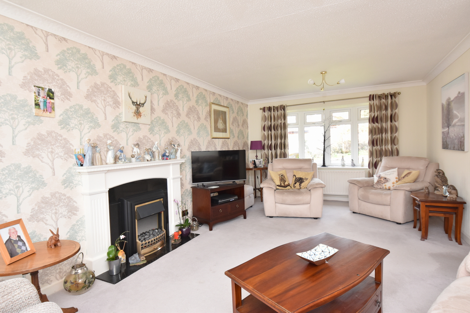 3 bedroom Detached Bungalow for sale in Wincanton