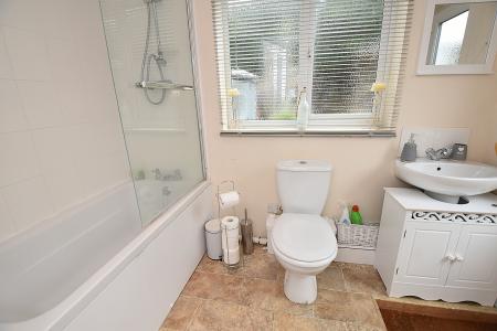 Annexe Bathroom