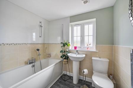 1333574-20-688cc9...