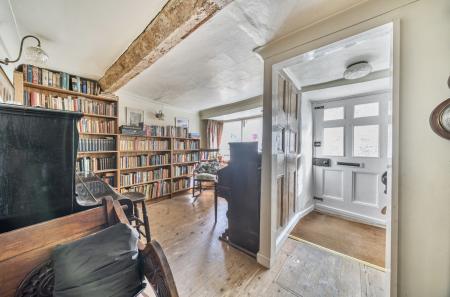 1347897-20-68bb13...