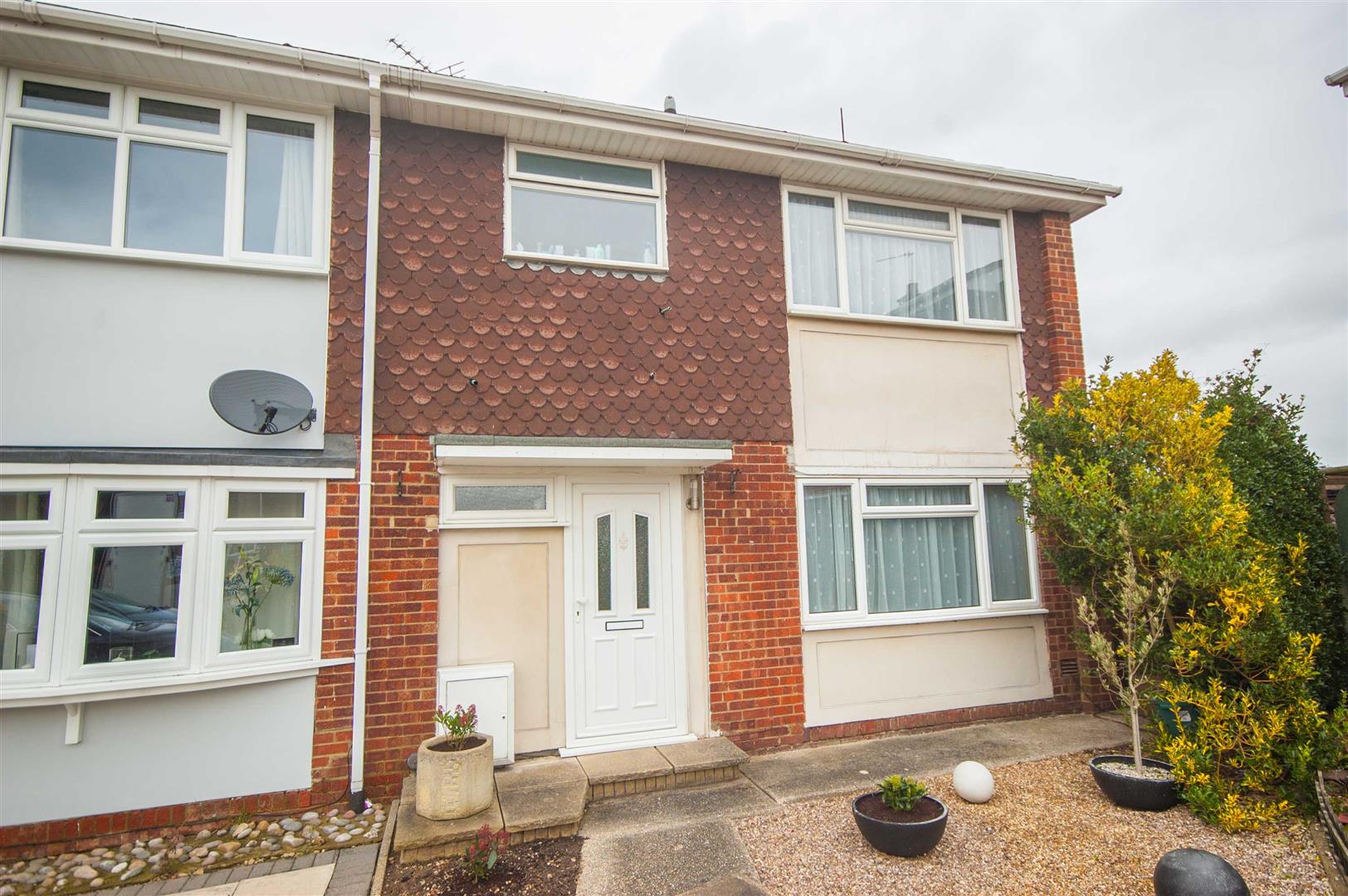 3 bedroom SemiDetached House for sale in Chelmsford