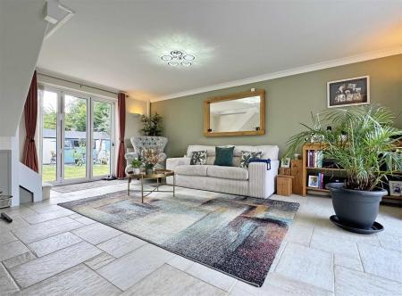 Family Room.jpg