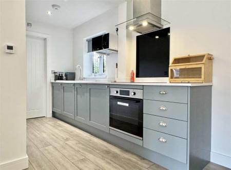 Annex Kitchen.jpg