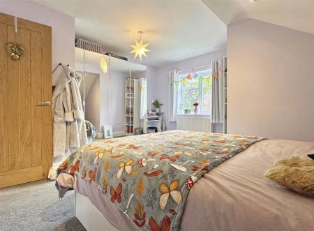 Bedroom 2.jpg