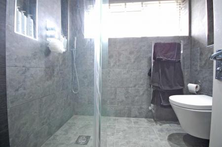 wetroom.jpg
