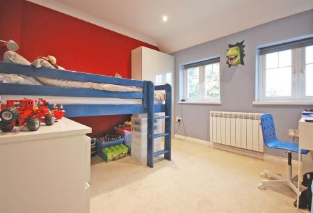 Bed 3.jpg
