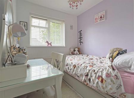 Bed 3.jpg