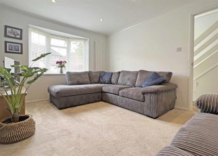 Lounge b.jpg