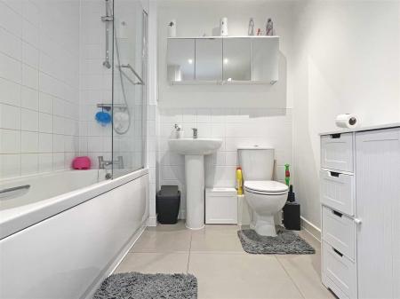 Bathroom.jpg