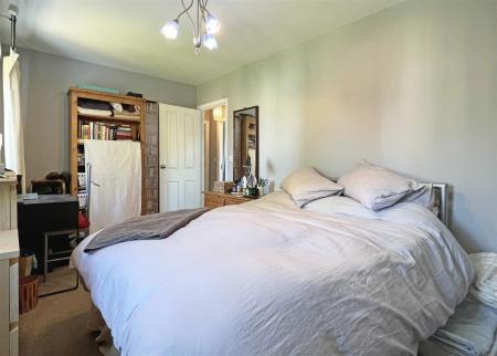 Bed 2c.jpg