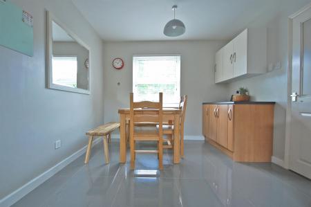 Dining Area.jpg