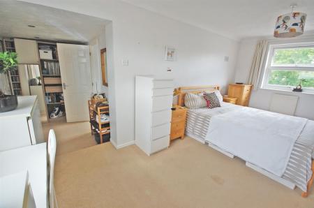 Bedroom 1c.jpg