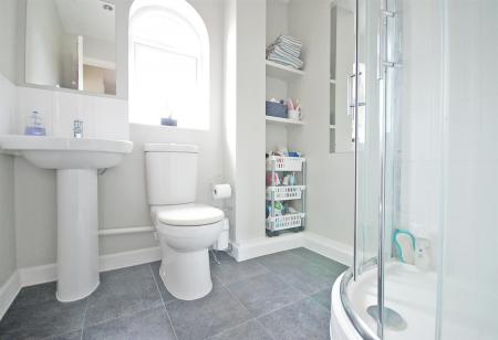 Shower Room.jpg