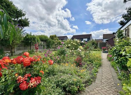 Rear Garden b.jpg