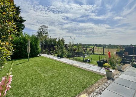 Rear Garden b.jpg