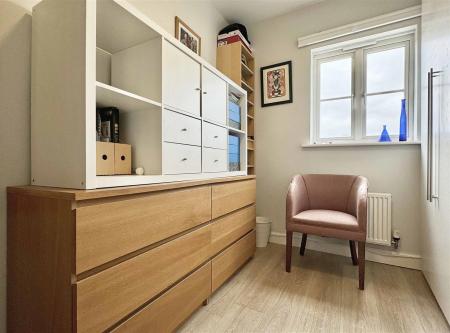 Bedroom 4.jpg
