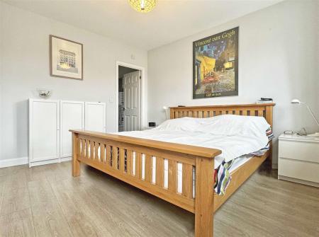 Master Bedroom 2.jpg